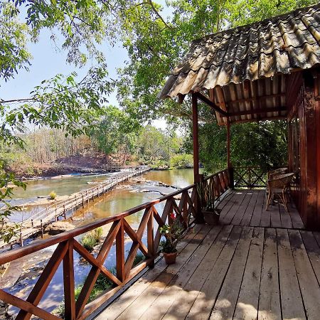 Tadlo Lodge Beng Экстерьер фото